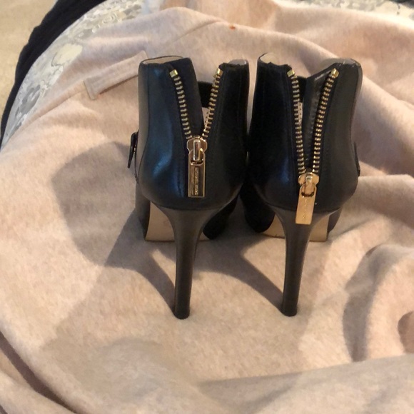 Brand new Michael Kors open toed boots - Picture 2 of 5